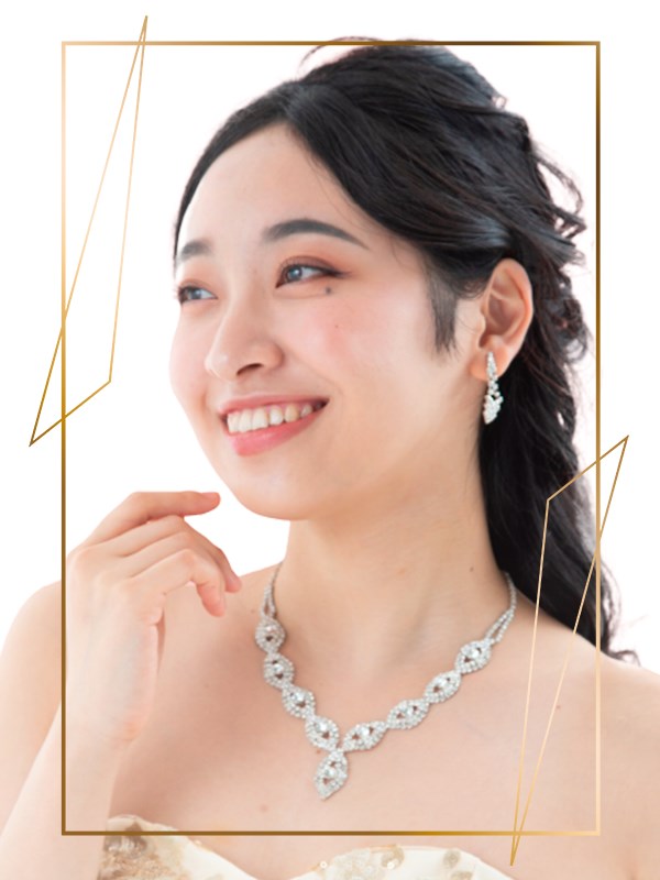 髙橋茉椰（ソプラノ） 　写真