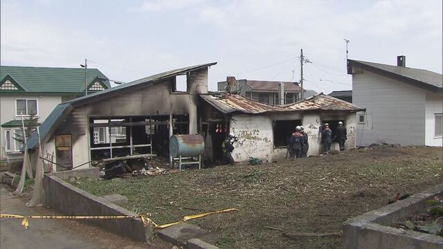 札幌市内で火事相次ぐ　南区では住宅が全焼　焼け跡から年齢性別不明の遺体が見つかる　北区では工場火災 サムネイル
