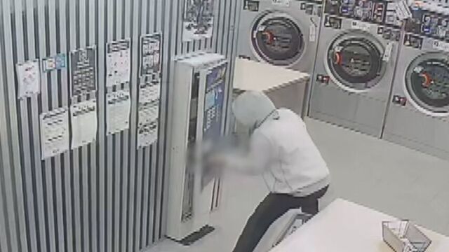 【防カメ】バールのようなもので…無人のコインランドリーで両替機から現金約20万円が盗まれる　札幌市 サムネイル