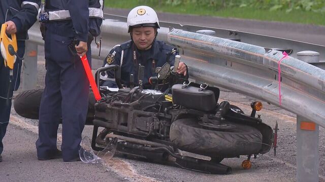 国道でバイク転倒　60代男性ドクターヘリで搬送　ガードレールに衝突か　北海道・喜茂別町