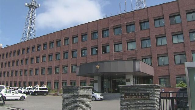 理科準備室から火　机や段ボールを焼く　周辺教室で部活動の生徒も避難　中学校は４日臨時休校　愛別町