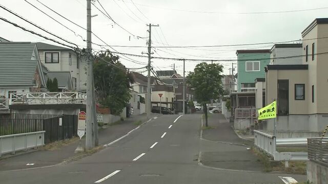 札幌市清田区の住宅街　新聞配達員が体長1.5mほどのクマのような動物を目撃　近くには小学校も サムネイル