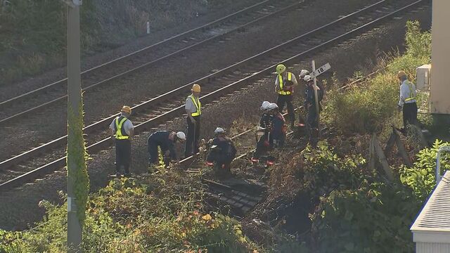 【中継】小樽市線路沿いで火災　 JRほしみー小樽間で 一時運転 見合わせ