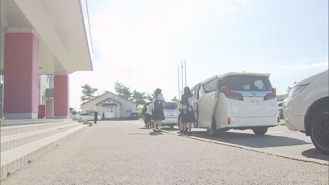 クマの食害が相次ぐ北海道・江差町　高校で２学期始業式　スクールバスや保護者の車で送迎　