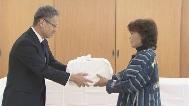 地域の協会へ初の個別の引き渡し　英大学返還のアイヌ民族の遺骨1体が30日釧路アイヌ協会へ サムネイル