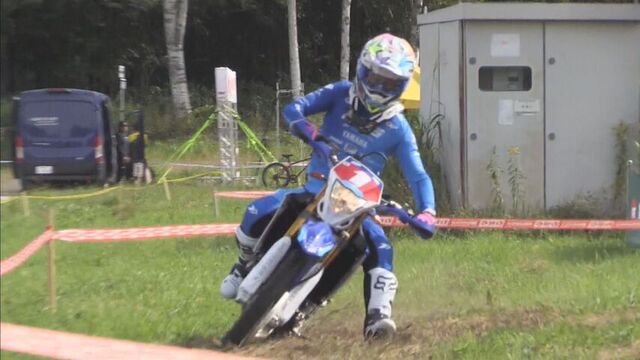 北海道日高町でオフロードバイクエンデューロ日本選手権の第3戦が開催　大雨の影響でコース変更も　 サムネイル