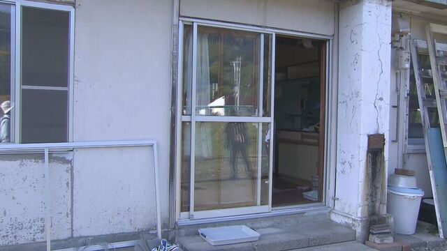 【速報】北海道・三笠市の住宅に窓ガラスを割ってクマ侵入　洗濯中の住人の横を通過し玄関から立ち去る サムネイル