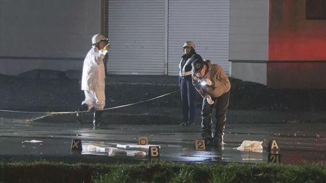 車道に倒れた高齢とみられる女性死亡　ひき逃げ事件か　路上には靴やかばんが…旭川市