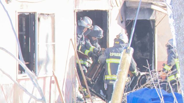 「長屋から火と黒煙、爆発音が聞こえる」付近の住民から通報 北海道本別町で火事 焼け跡から遺体 サムネイル