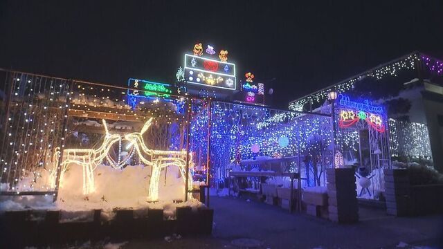 【千歳】電球なんと約4万個！屋根まで拡大　市のカレンダーにも選ばれた個人宅の本気イルミネーション サムネイル