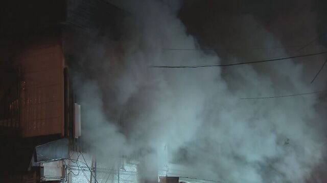 ＜速報＞「天ぷら油から火」住宅兼飲食店から出火　現在も消火活動中　札幌・清田区 サムネイル