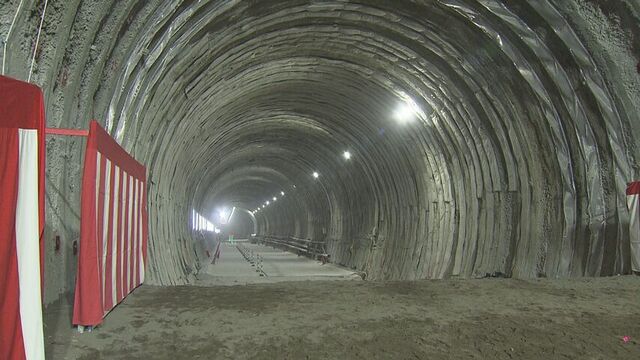 北海道新幹線の赤井川村と倶知安町を結ぶ「二ツ森トンネル」が貫通　延伸区間のトンネル掘削率、90％に到達 サムネイル