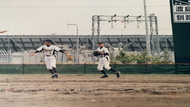 小学5年生の時の伊藤選手（右）と木元さん（左）