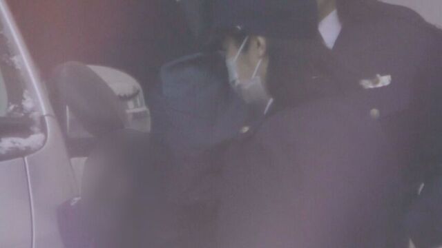 知人の追及に「家で死んでいる」…自宅に兄とみられる遺体遺棄した疑いの女を送検 遺体は白骨化 函館市 サムネイル