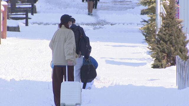 季節外れの大雪に再び雪かき　 釧路市の24時間降雪量21cm　4月の観測史上最多 サムネイル