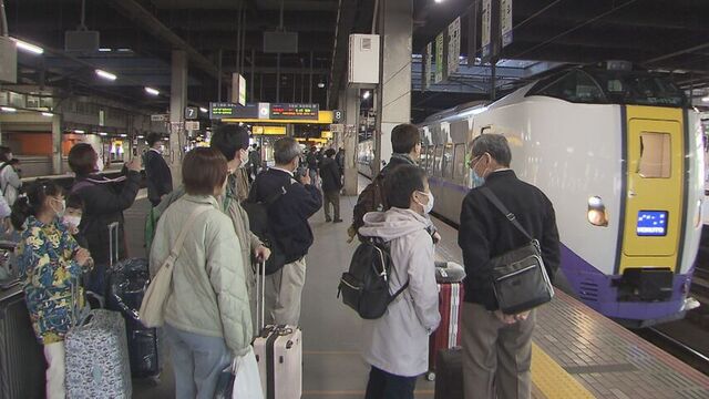JR札幌駅のにぎわい