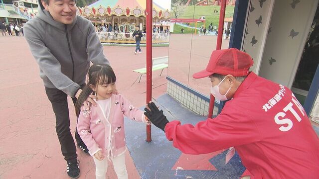 勤続17年目の村井美由喜さん（5日）