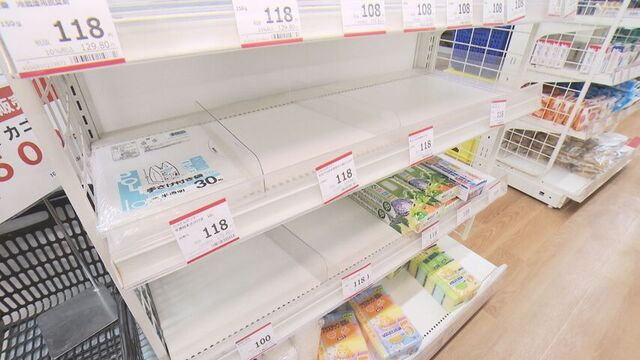 連鎖するごみ袋不足　指定ごみ袋不足で札幌市が指定外袋の収集を容認　その影響で代用品の半透明袋が品薄に サムネイル