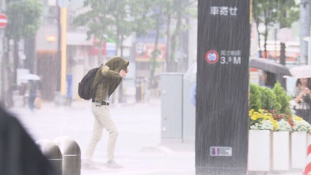 大気の状態不安定　道内荒れた天気に　旭川には一時レベル4土砂災害危険警報も　雷が原因とみられる停電も サムネイル