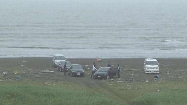 稚内沖ゴムボート転覆し1人死亡、乗っていた男ら6人をナマコ密漁の疑いで逮捕 サムネイル