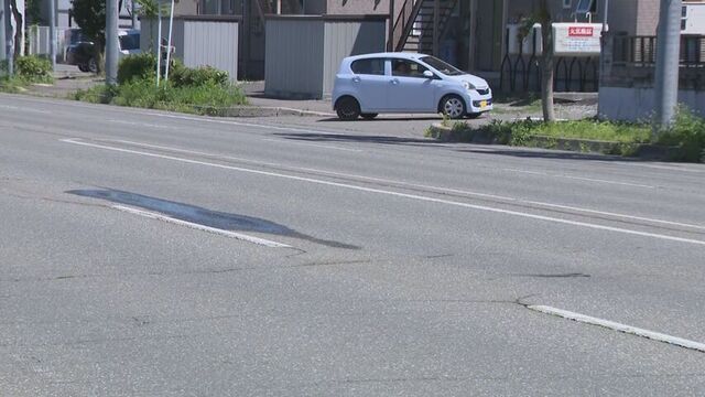 軽乗用車と自転車が衝突、自転車の70代男性が病院に搬送 帯広 サムネイル