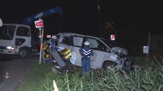 中国籍の男女5人が病院に搬送…レンタカーと列車が衝突 列車の乗客乗員にけがなし 4本運休 JR富良野線 サムネイル