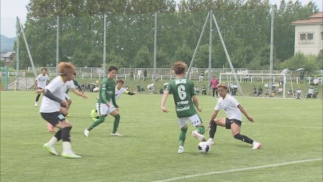 北斗市で練習試合を行う東京ヴェルディとFC今治