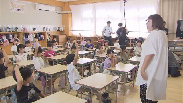 「流れるプールが楽しみ！」札幌の小中学校で終業式　待ちに待った夏休みスタート サムネイル