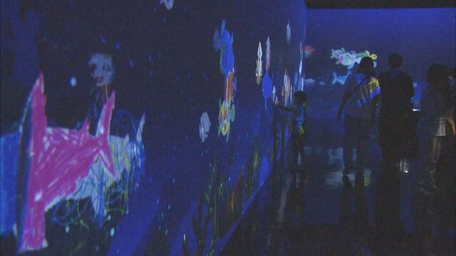 「本当に海にいるみたいでおもしろい」チームラボの体験型展示が函館に初登場　北海道立函館美術館 サムネイル