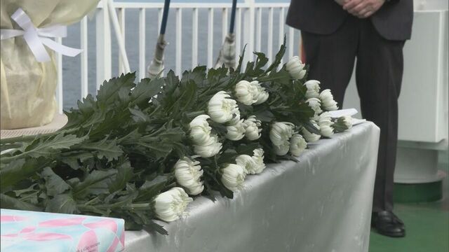 「島が見えれば見えるほど、島に上陸したい…」元島民の参加者が抱えるもどかしさ　北方領土　洋上慰霊　