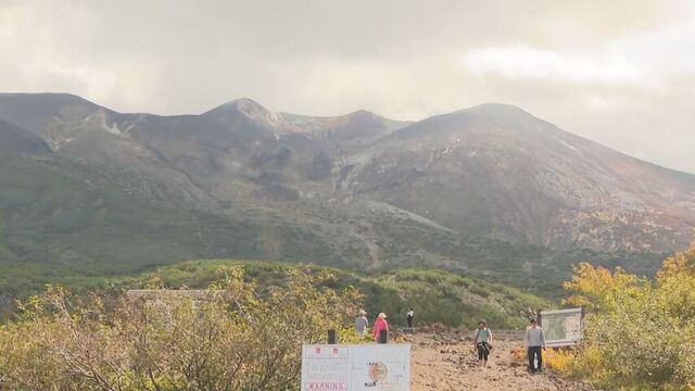 北海道十勝岳の噴火警戒レベルを入山規制のレベル３に引き上げ　道内で初適用　上富良野町の一部に避難指示