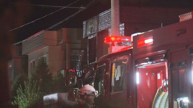 「住宅の2階から炎が見える」2階建て住宅焼く火事　40代女性が病院搬送　札幌・南区