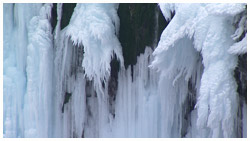フレペの滝・冬